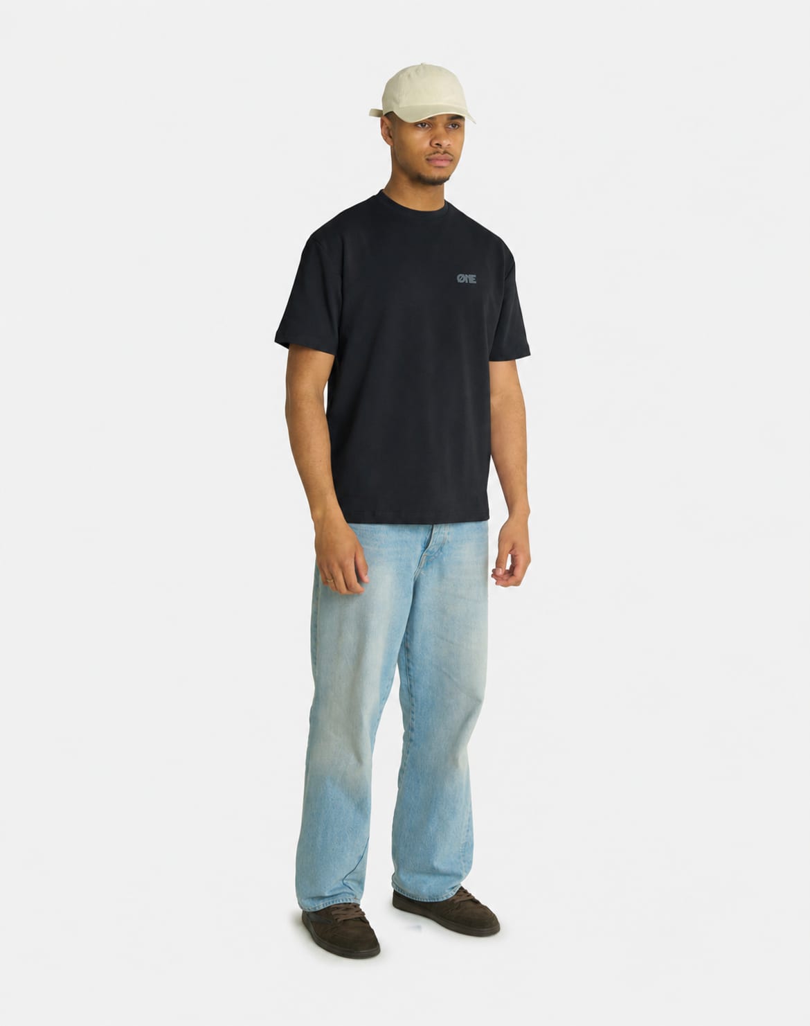 FIRST MOVERS CLUB TEE - BLACK