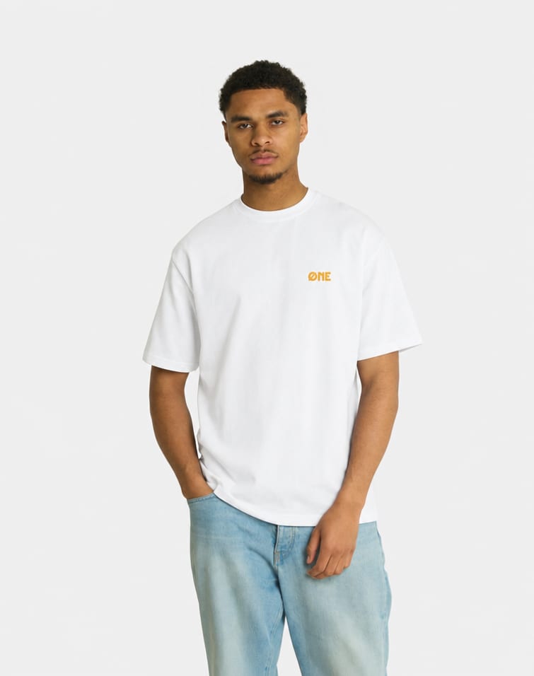 VICTORY TEE