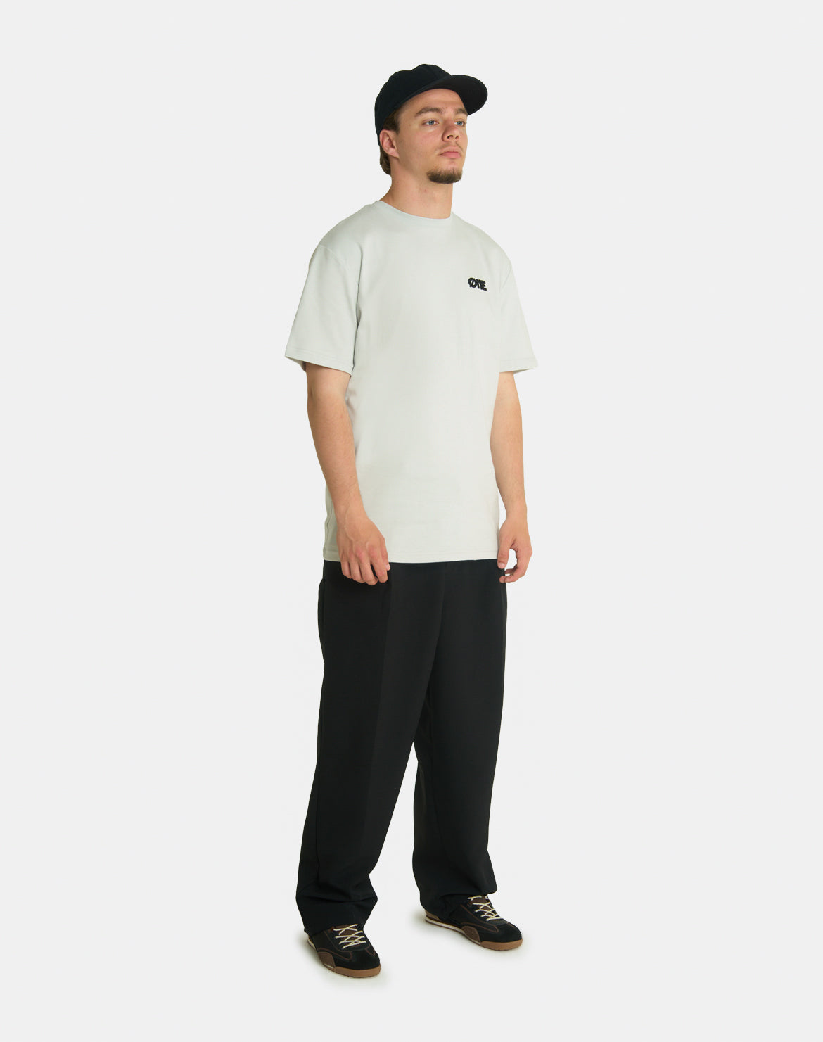 BASIC REGULAR TEE