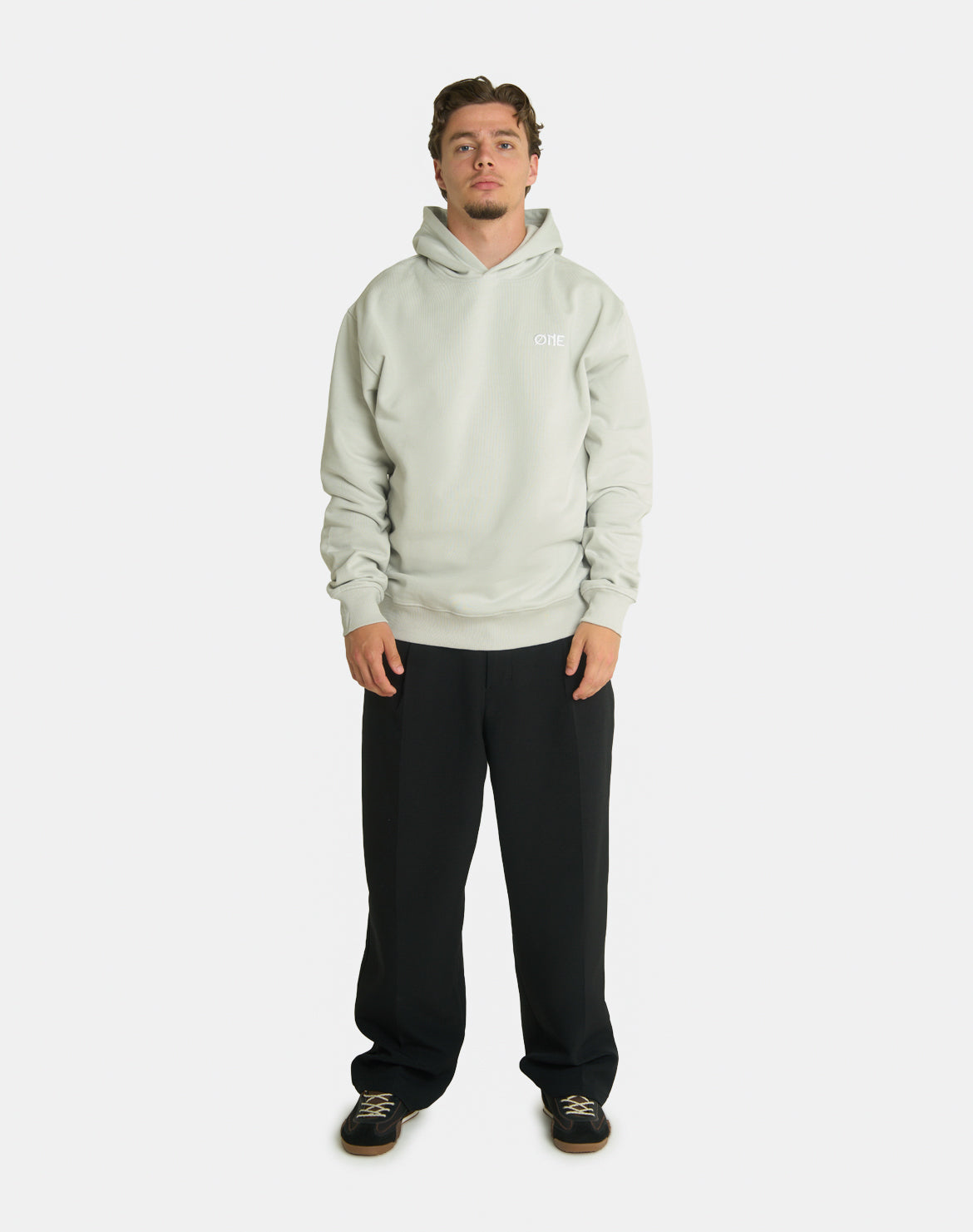 ONE BASIC HOODIE