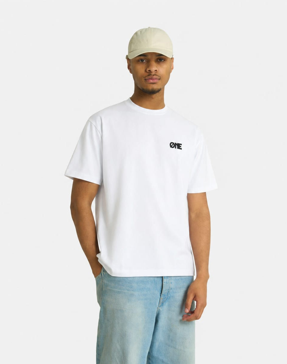 FIRST MOVERS CLUB TEE - WHITE