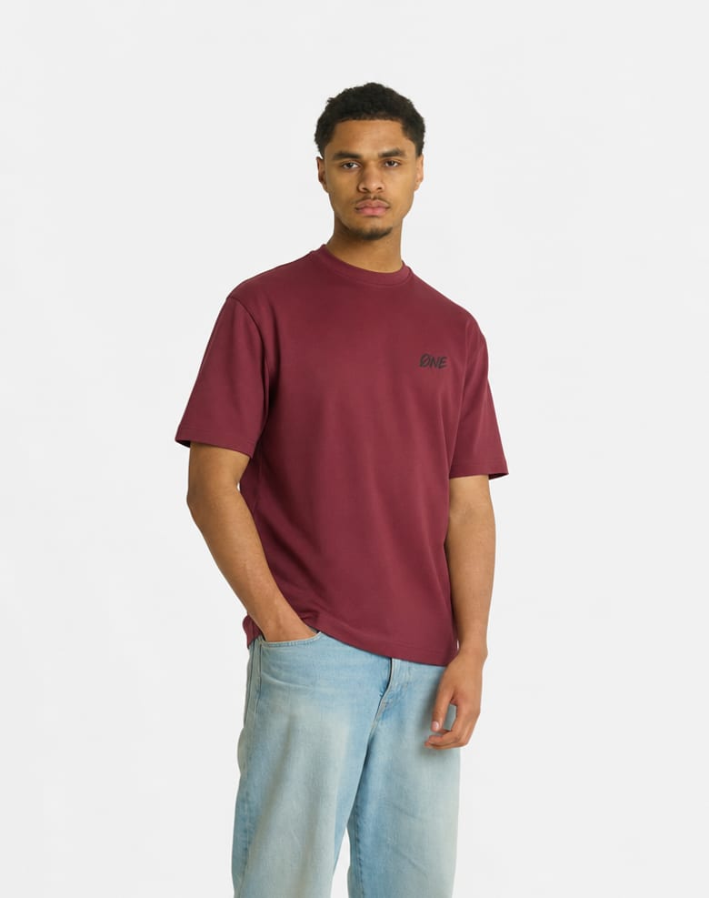 RED FLOWER TEE