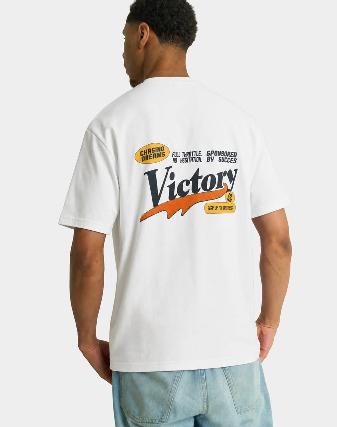 VICTORY TEE
